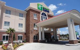 Holiday Inn Express Kenedy Tx